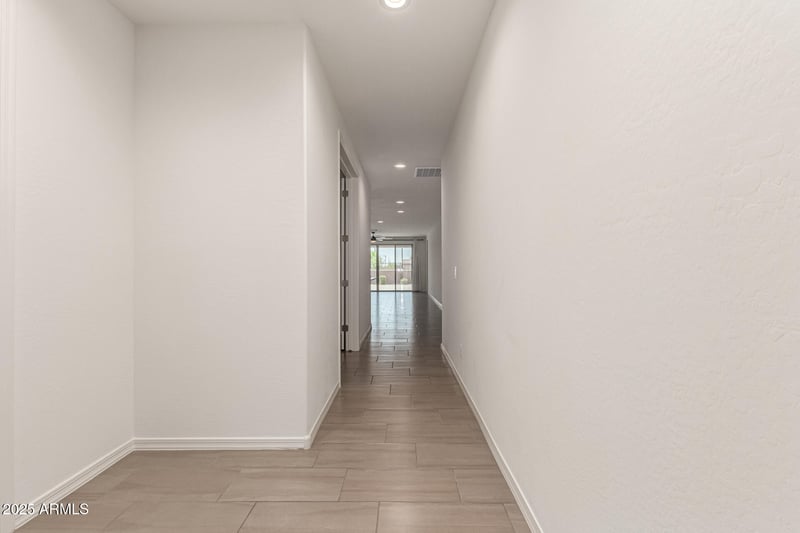 17973 Ashley Dr, Goodyear, AZ 85338