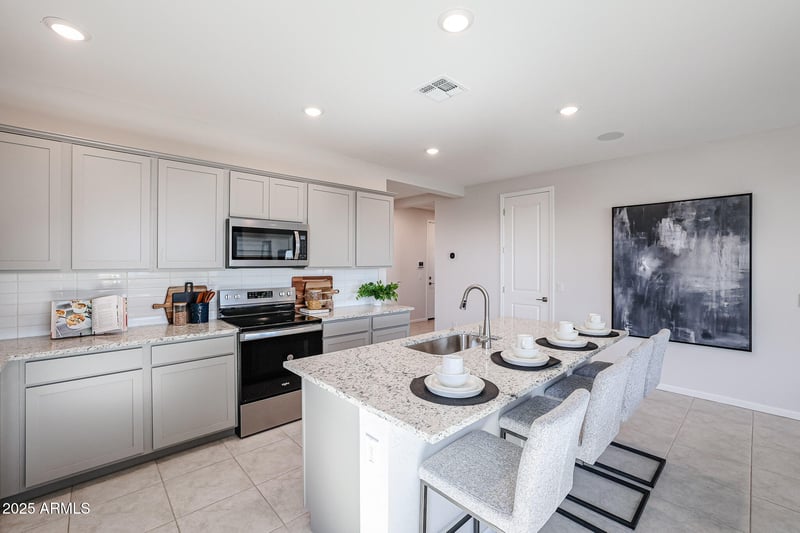 17973 Montana De Oro Dr, Surprise, AZ 85387
