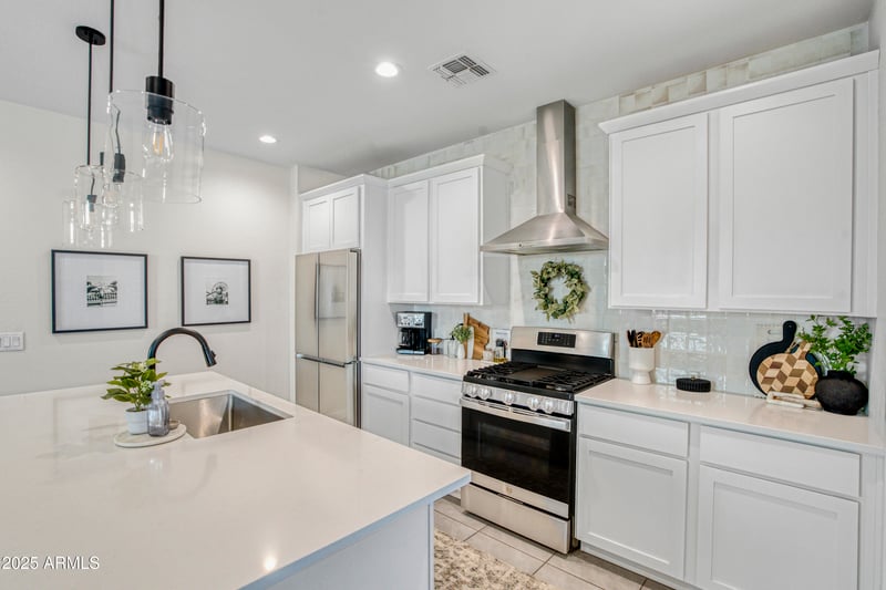 17976 Ashley Dr, Goodyear, AZ 85338