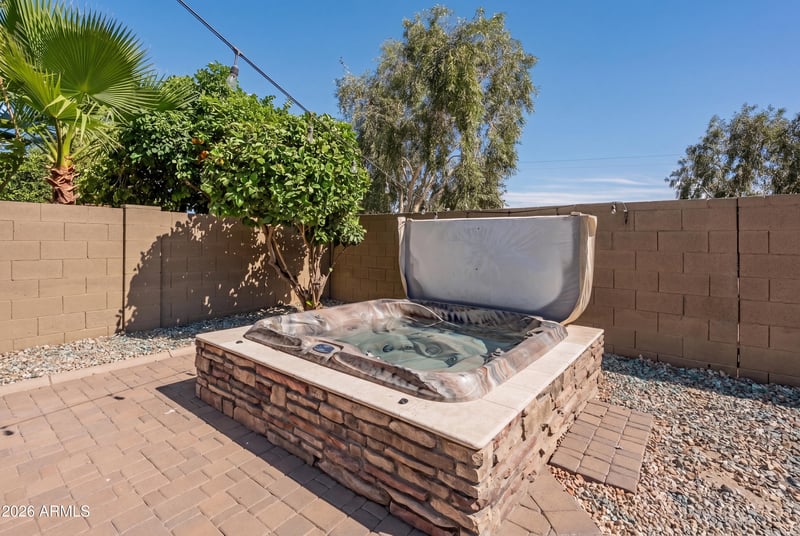 17979 Carmen Dr, Surprise, AZ 85388
