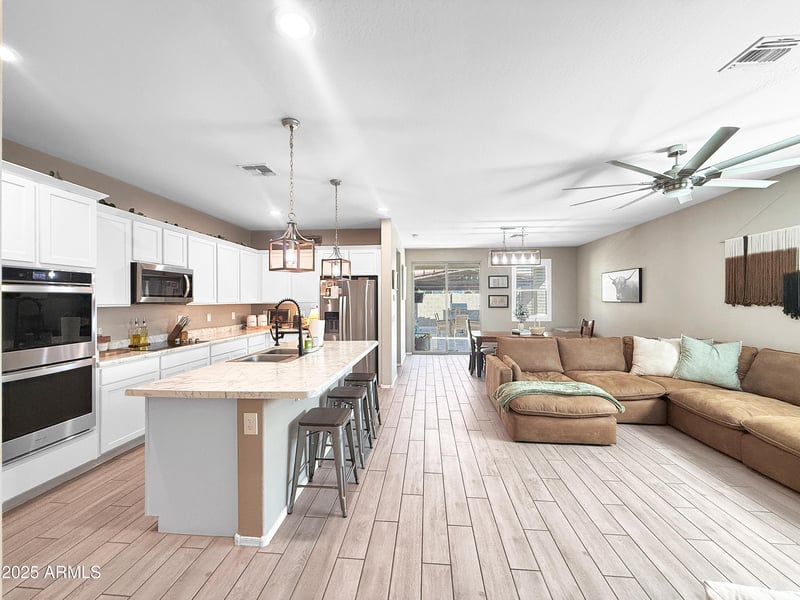 17986 Via Del Sol --, Surprise, AZ 85387