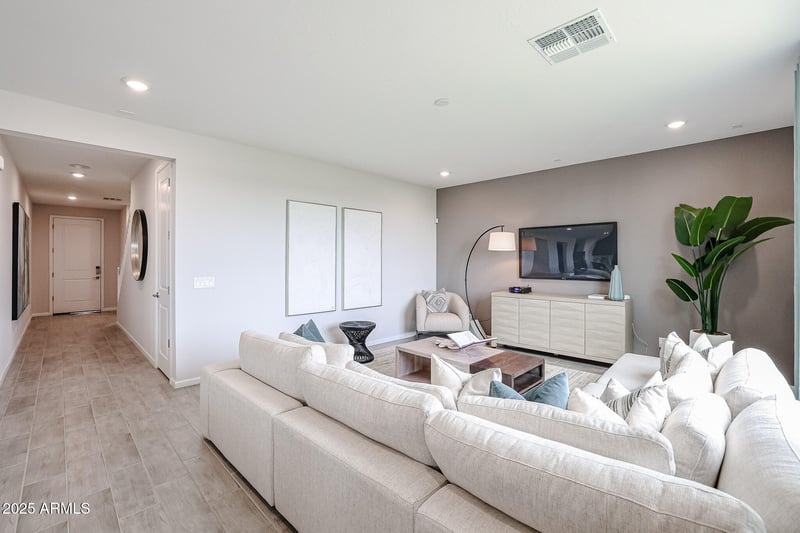 17988 Creedance Blvd, Surprise, AZ 85387