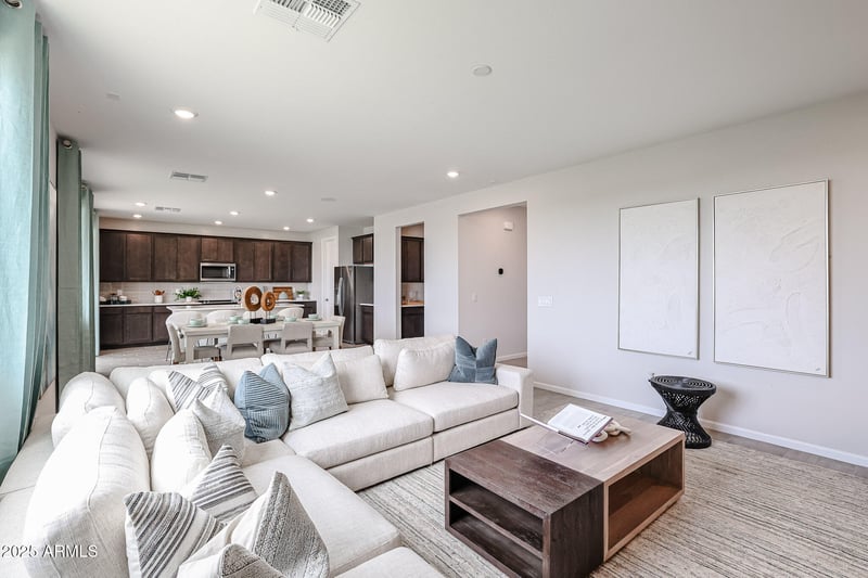 17988 Creedance Blvd, Surprise, AZ 85387