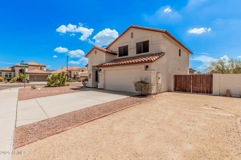 17999 Canyon Ct, Goodyear, AZ 85338