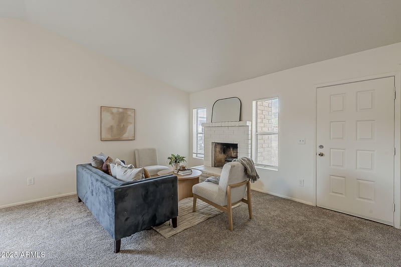18 Concorda Dr #103, Tempe, AZ 85282