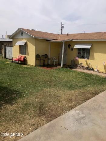 18 Valencia Dr, Phoenix, AZ 85042