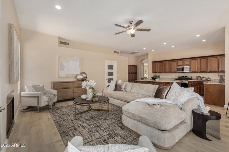 180 Mondel Dr, Gilbert, AZ 85233