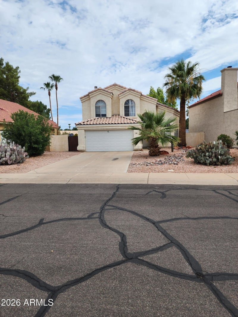 180 Willow Creek St, Chandler, AZ 85225