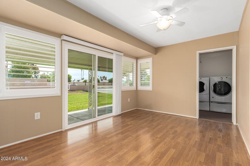 18001 99th Dr, Sun City, AZ 85373