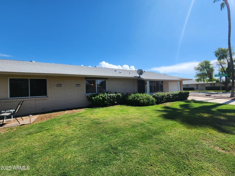 18001 99th Dr, Sun City, AZ 85373