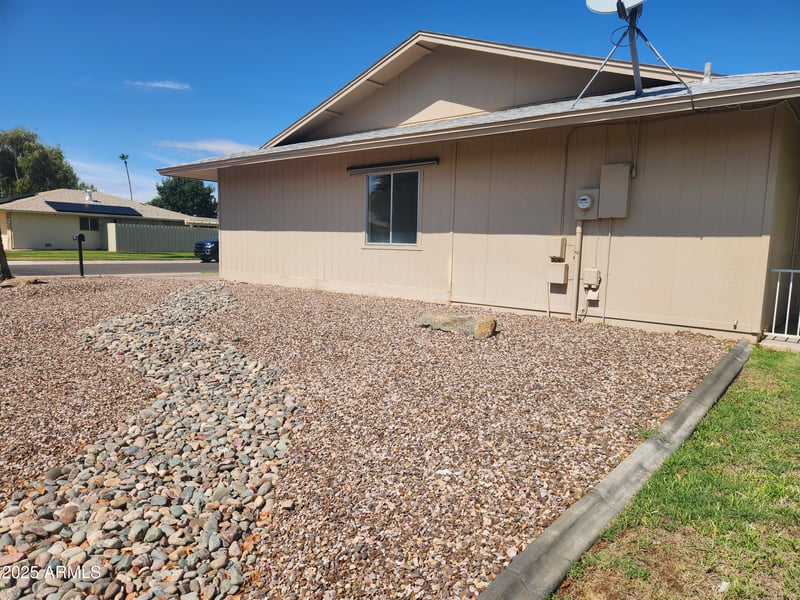 18001 99th Dr, Sun City, AZ 85373