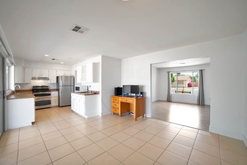 18008 N 33rd Ave, Phoenix, AZ 85053