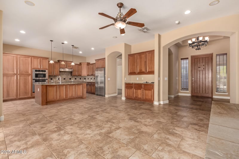 18008 Ocotillo Ave, Goodyear, AZ 85338
