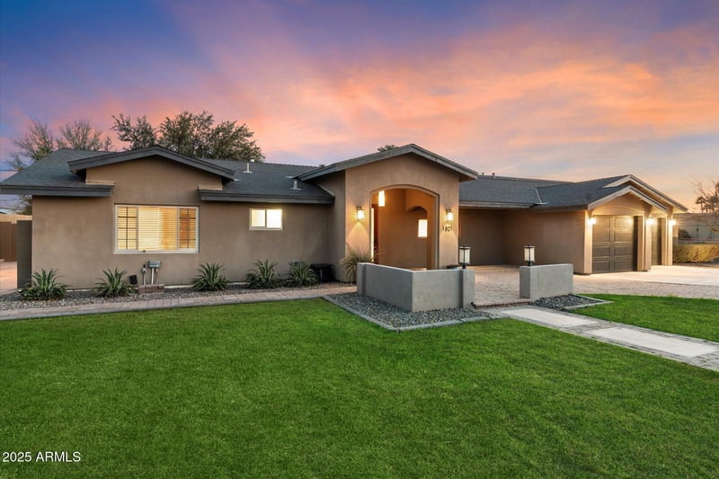 1801 Berridge Ln, Phoenix, AZ 85016