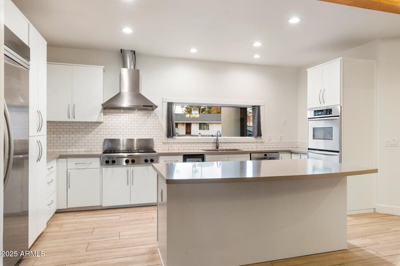 1801 Berridge Ln, Phoenix, AZ 85016