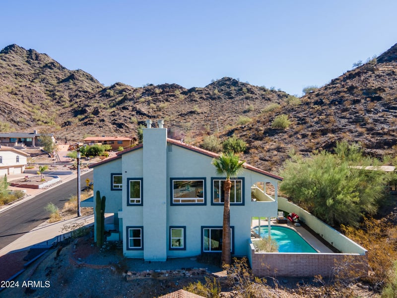 1801 E Hatcher Rd, Phoenix, AZ 85020
