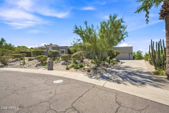 1801 E Manzanita Dr, Phoenix, AZ 85020