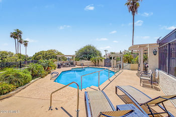 1801 Winter Dr, Phoenix, AZ 85020