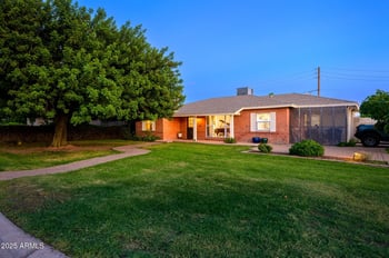 1801 Montebello Ave, Phoenix, AZ 85016