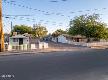 1801 N 25th Pl, Phoenix, AZ 85008