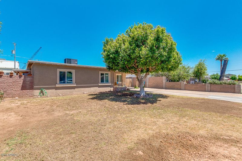 1801 N 28th St, Phoenix, AZ 85008
