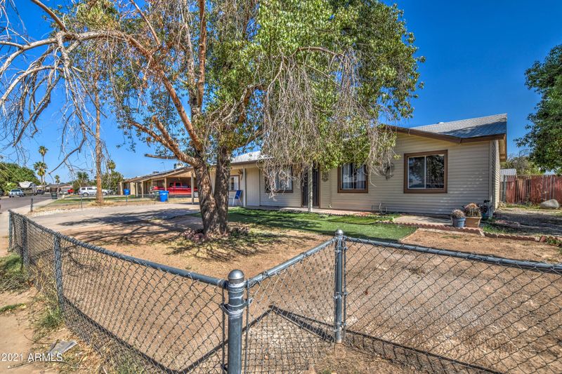 1801 N 68th Ave, Phoenix, AZ 85035