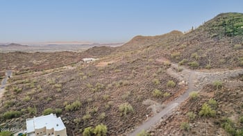 1801 Sentinel Rock Rd #1, Phoenix, AZ 85086