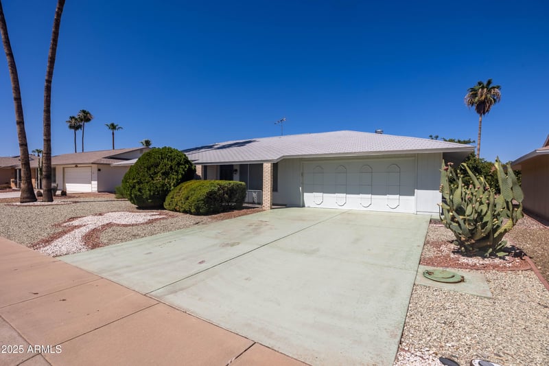 18011 134th Dr, Sun City West, AZ 85375