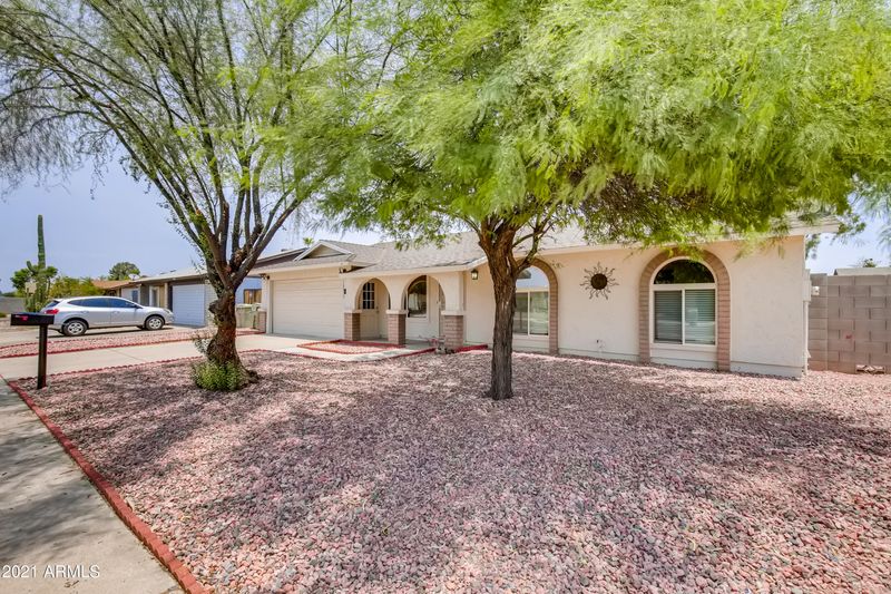 18013 N 57th Ave, Glendale, AZ 85308