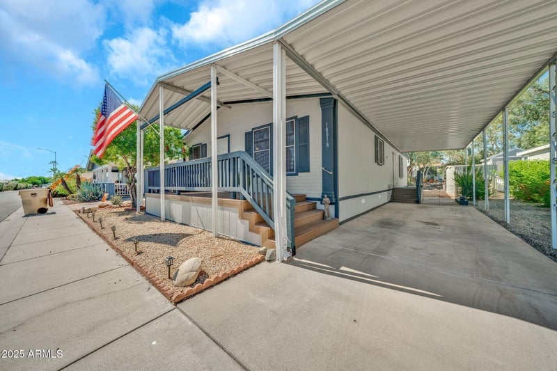 18018 17th Way, Phoenix, AZ 85022