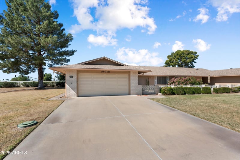 18018 N Highwood Ct, Sun City, AZ 85373