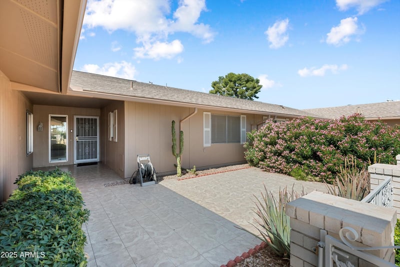 18018 N Highwood Ct, Sun City, AZ 85373