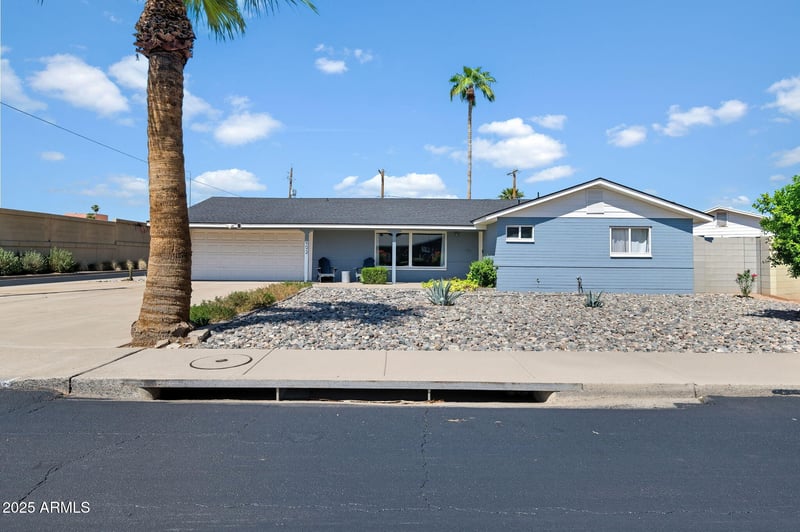 1802 Meadowbrook Ave, Phoenix, AZ 85016