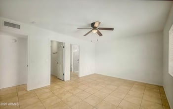 1802 N 74th St, Scottsdale, AZ 85257