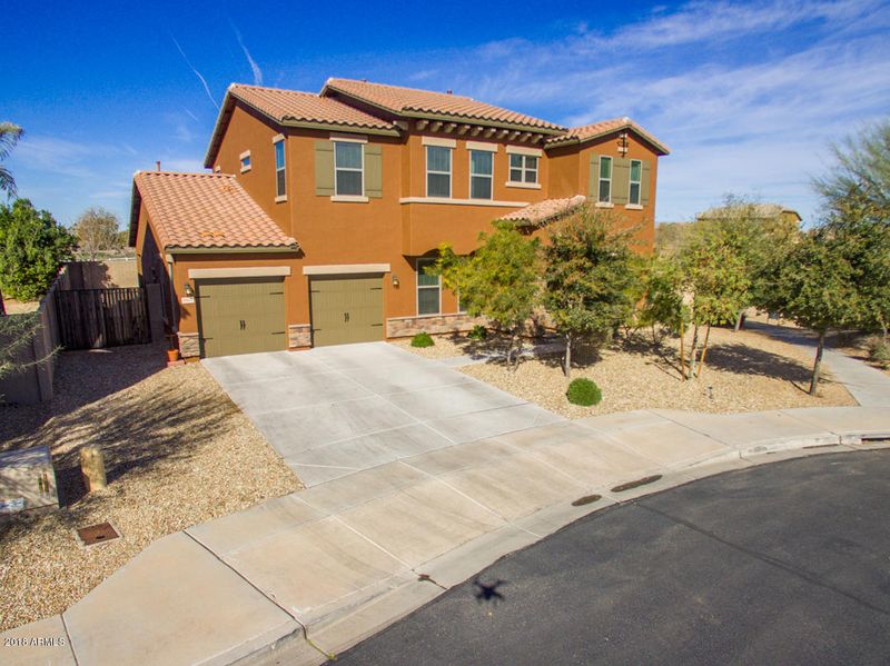 1802 S 160th Ln, Goodyear, AZ 85338