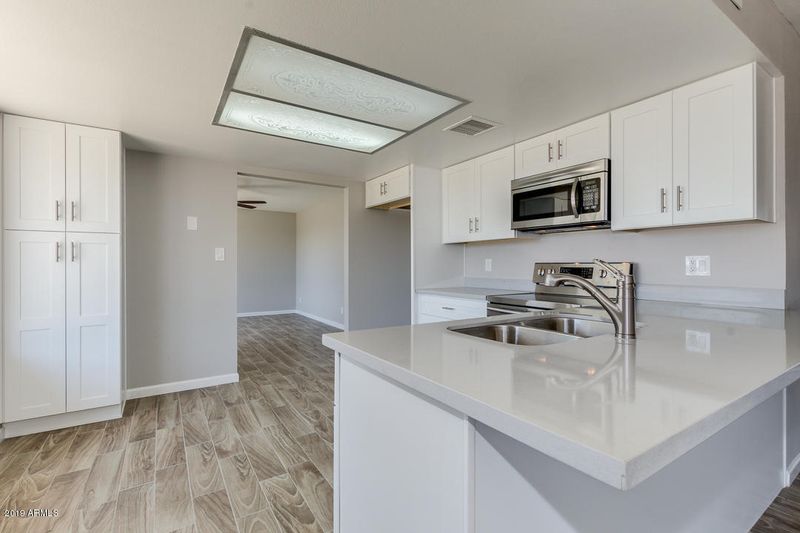 1802 W Villa Maria Dr, Phoenix, AZ 85023