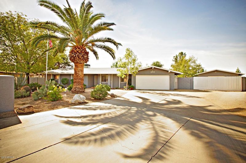 18020 N 69th Dr, Glendale, AZ 85308