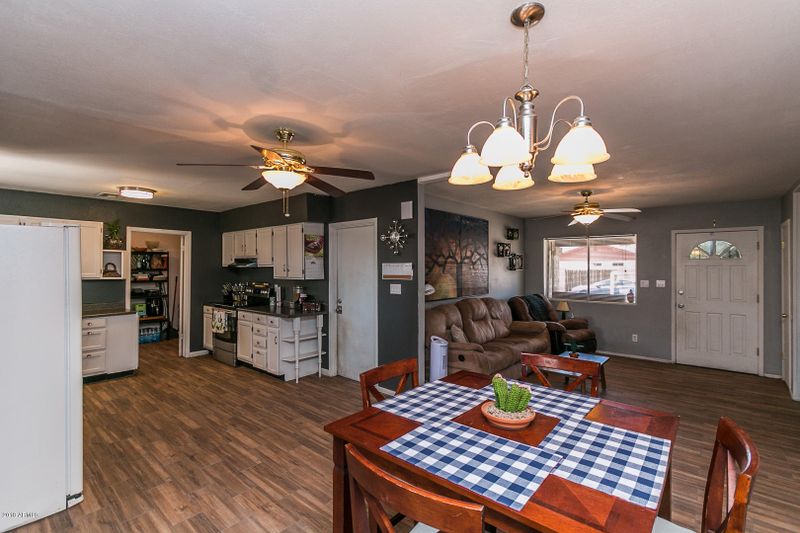 18021 N 7th Dr, Phoenix, AZ 85023