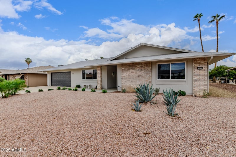 18022 134th Ave, Sun City West, AZ 85375