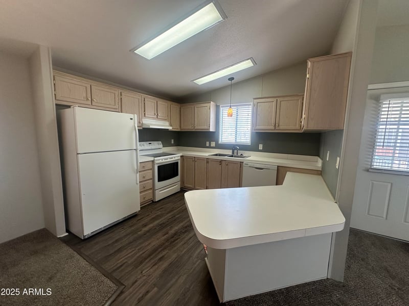 18026 Cave Creek Rd #140, Phoenix, AZ 85032