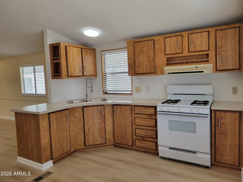 18026 N Cave Creek Rd #125, Phoenix, AZ 85032