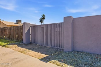 18027 34th Ln, Phoenix, AZ 85053