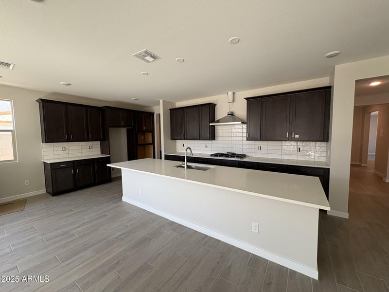 18027 Larkspur Dr, Goodyear, AZ 85338