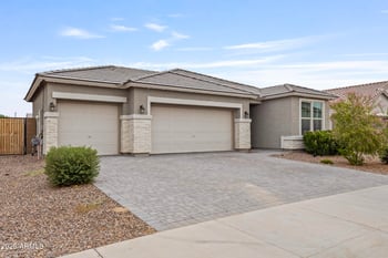 18028 Hilton Ave, Goodyear, AZ 85338