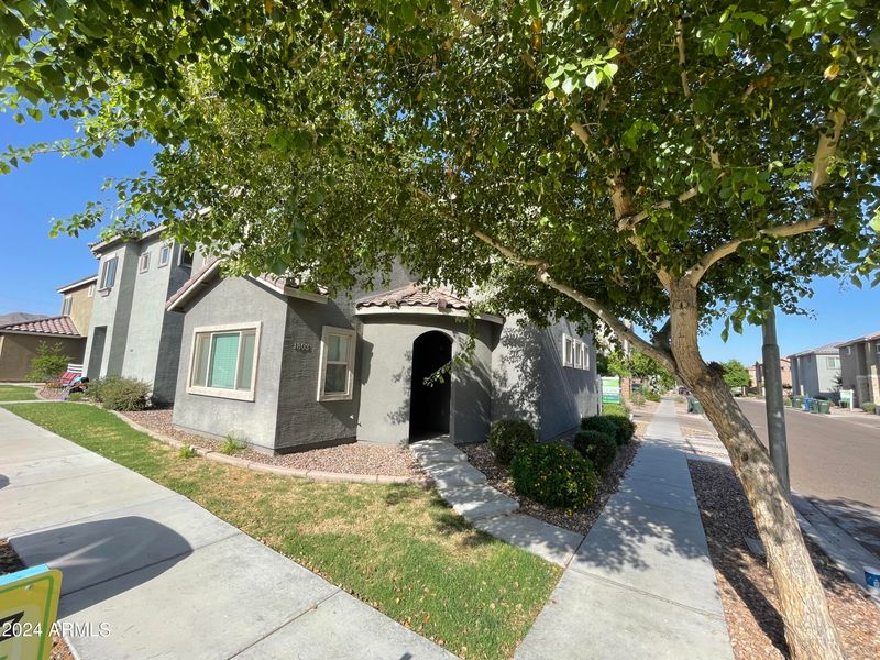 1803 W Pollack St, Phoenix, AZ 85041