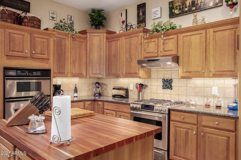 18038 W Sammy Way, Surprise, AZ 85374