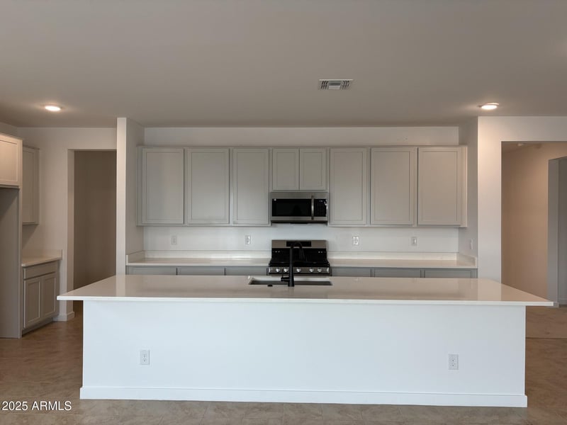 18039 Larkspur Dr, Goodyear, AZ 85338