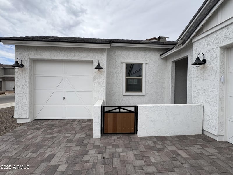 18039 Larkspur Dr, Goodyear, AZ 85338