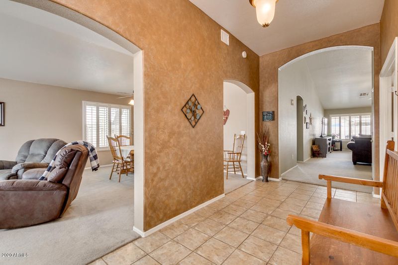 1804 E Arabian Dr, Gilbert, AZ 85296