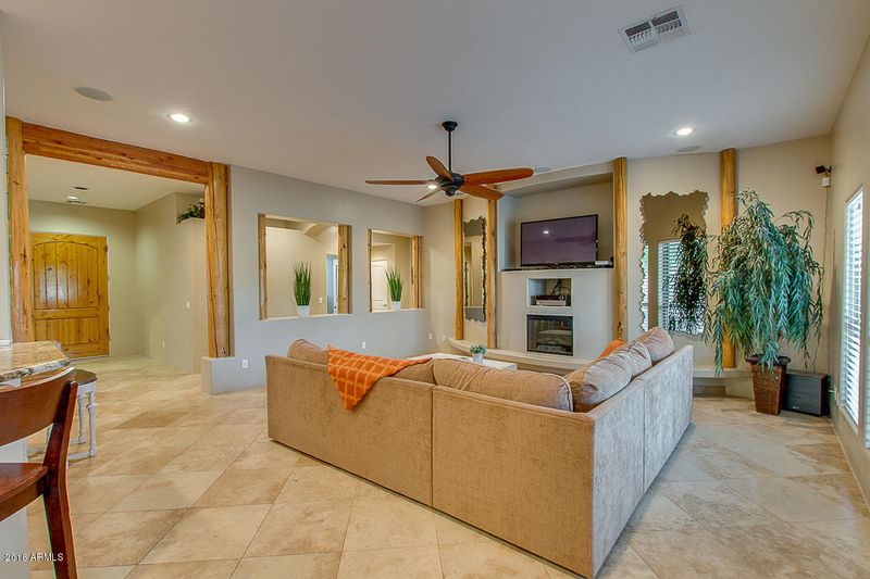 1804 E Circle Mountain Rd, New River, AZ 85087